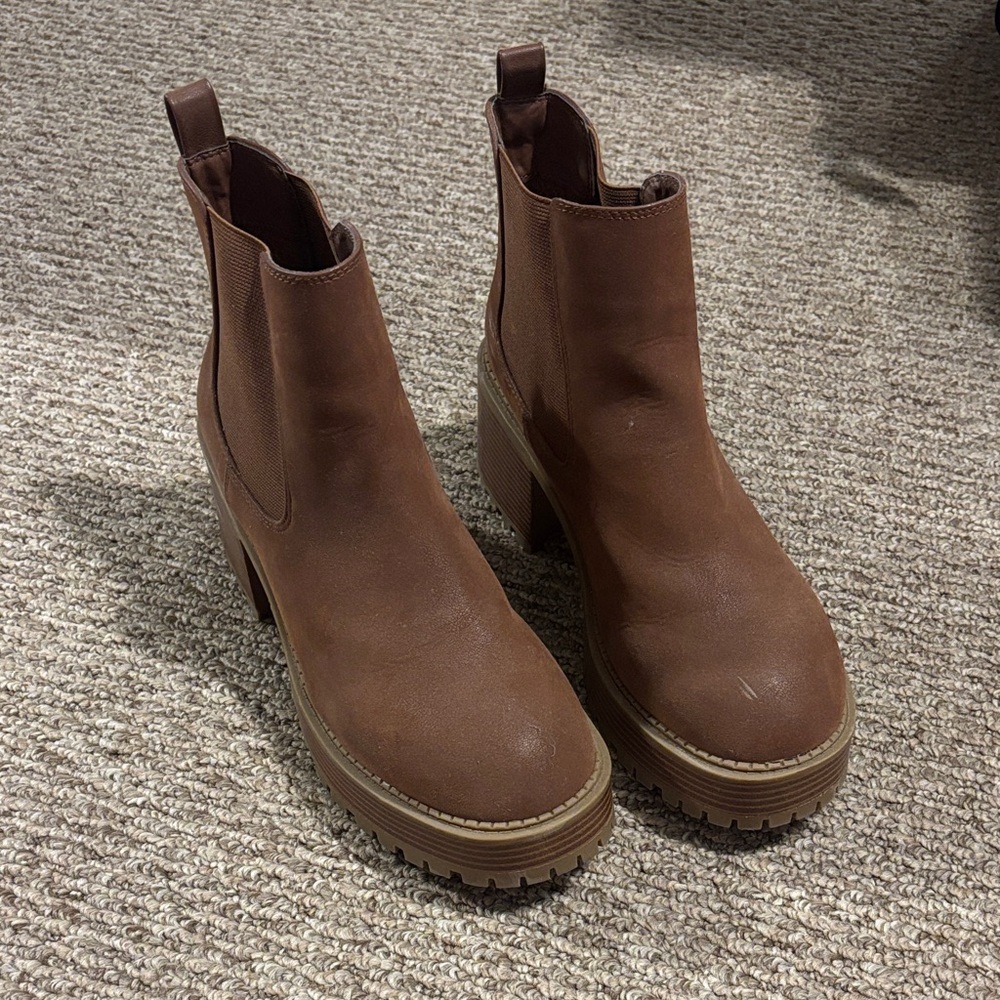 MIA Brown Chelsea Platform Lug Sole Ankle Boots
